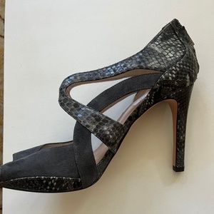 LK Bennet gray snakeskin and suede peep toe heels, size 40 EU,  9 US